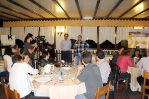 Atzo egin zuten proiektuaren lehen ekitaldia Katxi jatetxean. Argazkilaria: Urremendi