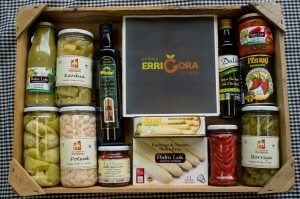 Erriberako produktuez osatutako saskia