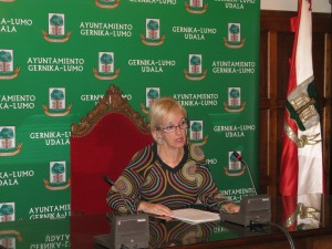 Begoña Landa alkateordea, artxiboko irudian