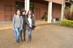 Maider Urlezaga, Xiomara Gezuraga eta Kattalin Gorostiza, Barrutialdeko sarreran