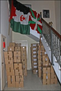 Iaz batutako produktuak, kaxetan.