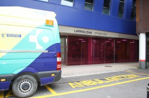 Gernikaldea osasun zentroa; larrialdi zerbiztuak