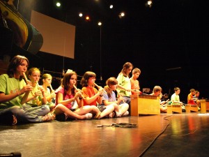 SOMEko ikasleak, saio batean