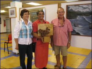 Irailean egin zuten artelanen erakusketa solidarioa