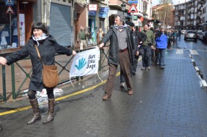 Gernika-Lumon egindako giza katea