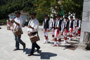 SANTIAGOAK_BUSTURIAN