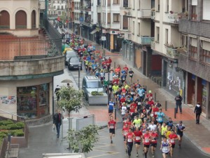 Korrikalariak iazko mendi jaiko momentu baten