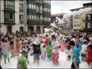 Ekintza soziokulturalei, kirolei zein jaiei dagokienean ere nabariko da murrizketa