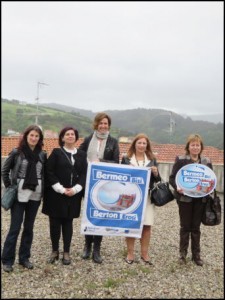 Irune Ormaetxea Bermeoko Udaleko Turismo eta Merkataritza zinegotzia eta Berton elkarteko kideak