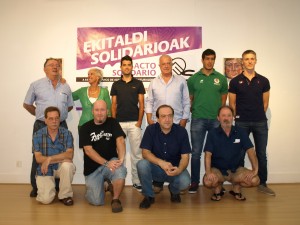 Hainbat norbaanakok, elkartek eta enpresak babestuko dute ekitaldi solidarioa