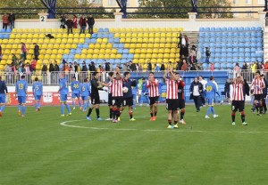 Atlheticeko gazteen taldeko zenbait jokalari   partida amaitu ostean