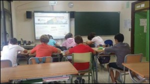 Ikasleak pentsamendu arduratsuan heztea du helburu programak