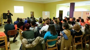 Udaleko langileak mintegietako batean