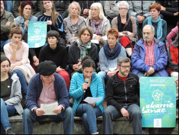 Manifestazioa deitu du Sarek