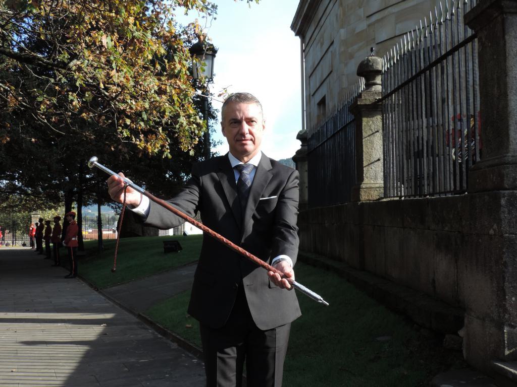 Lehendakari karguaren zina egin du Urkulluk