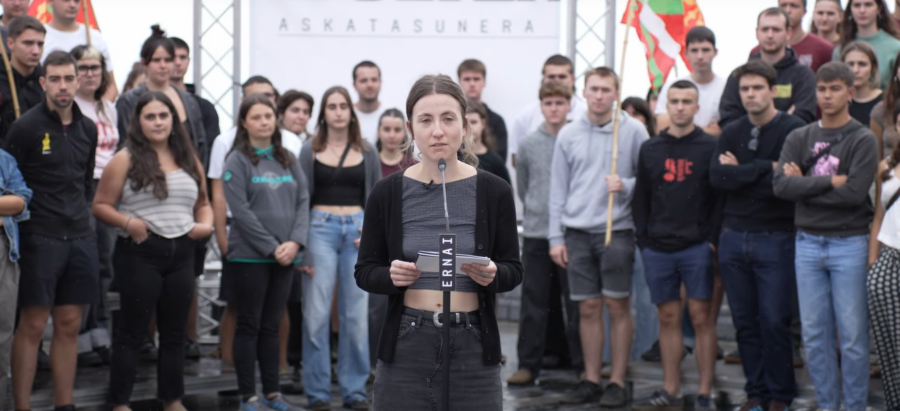 Ernaik Zarautzen egindako agerraldia.