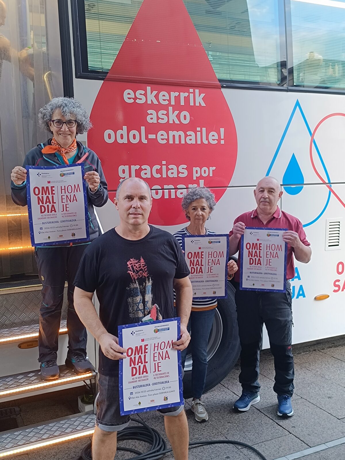 Transfusio eta Giza Ehunen Euskal Zentroak (TGEEZ) 40 edo 50 odol  emotetik gora egin dituztenen "elkartasuna eta konpromisoa" eskertzeko omenaldia antolatu du